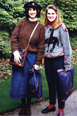 Colleen Brunner ’90 and Lynne Hartunian ’89