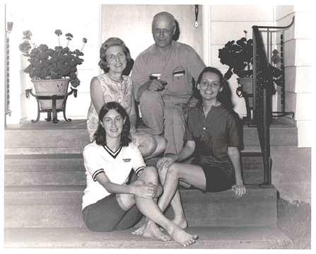 In 1970, Marcia Osterhout Kees ’74 (left) and Donna Osterhout Davenport ’71 with their parents, Marjorie and Ralph. 