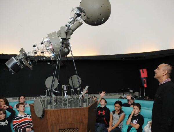 planetarium with Shashi Kanbur and students